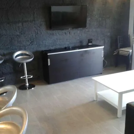 Sleeps 4 Pool Wifi *