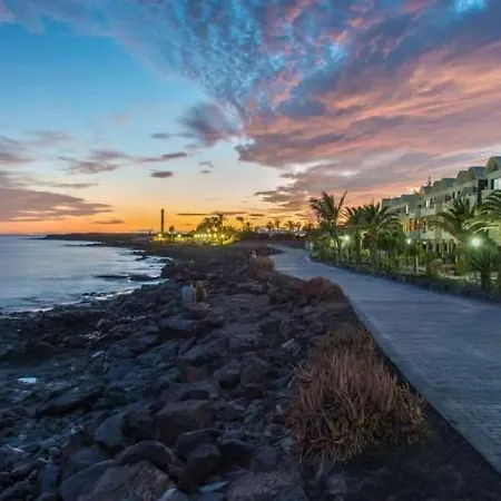 Sleeps 4 Pool Wifi Appartement Costa Teguise
